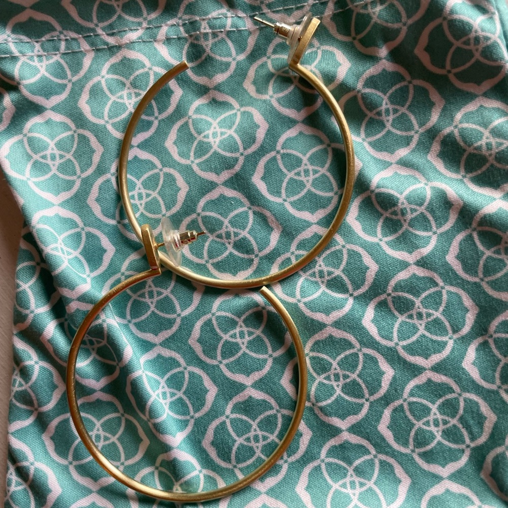 Kendra Scott gold hoops